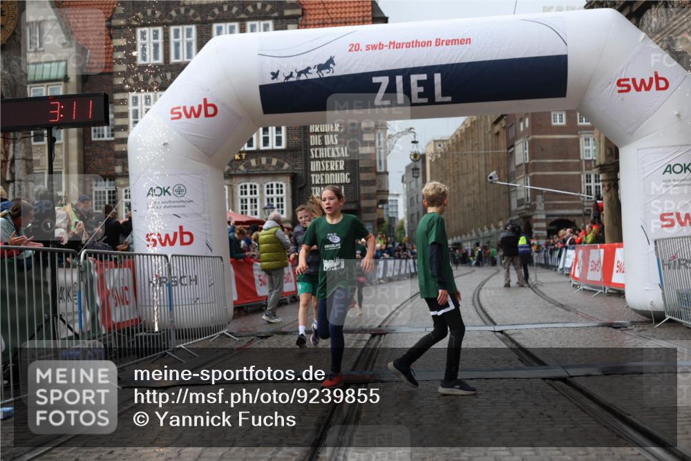 05.10.2025 - 20. swb-Marathon Bremen Yannick Fuchs http://msf.ph/oto/9239855 05.10.2025 15:19:07 Ziel  meine-sportfotos.de
