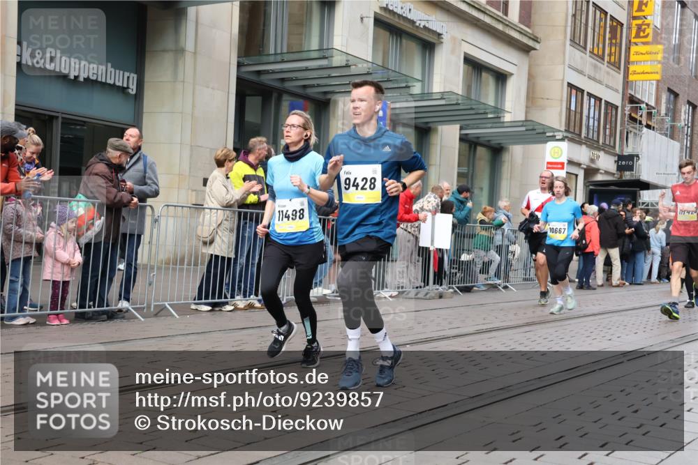 05.10.2025 - 20. swb-Marathon Bremen Strokosch-Dieckow http://msf.ph/oto/9239857 05.10.2025 10:47:10 Ziel 9244, 9339, 9377, 9428, 9670, 9924, 10073, 10319, 10637, 10667, 10676, 10850, 10875, 10947, 10951, 11330, 11409, 11498, 11705, 11708, 11742, 9244, 9339, 9377, 9428, 9670, 9924, 10073, 10319, 10637, 10667, 10676, 10850, 10875, 10947, 10951, 11330, 11409, 11498, 11705, 11708, 11742 meine-sportfotos.de
