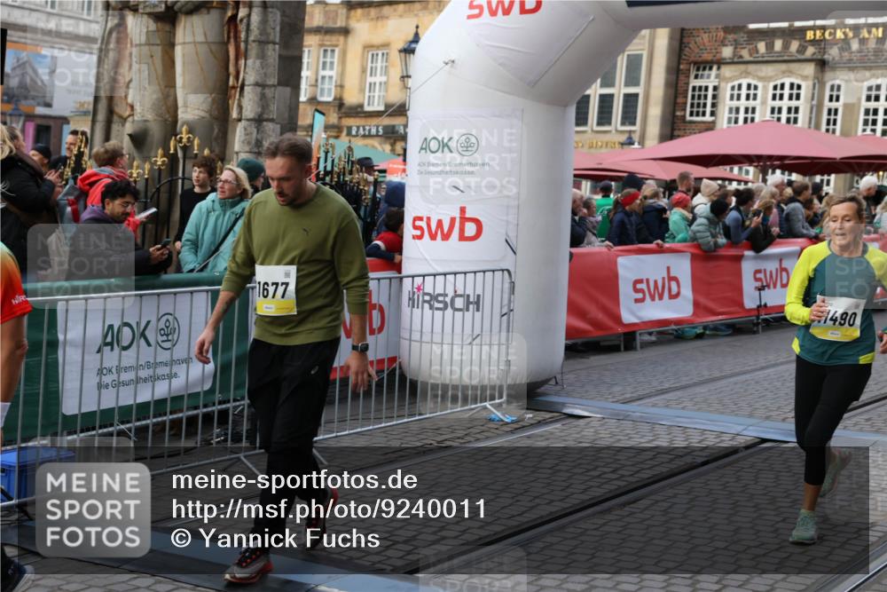 05.10.2025 - 20. swb-Marathon Bremen Yannick Fuchs http://msf.ph/oto/9240011 05.10.2025 11:08:11 Ziel 8123, 9557, 10365, 10706, 10782, 10783, 11490, 11677 meine-sportfotos.de