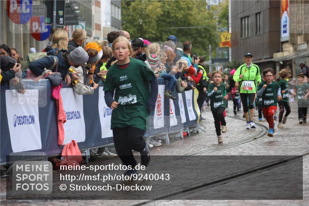 05.10.2025 - 20. swb-Marathon Bremen Strokosch-Dieckow http://msf.ph/oto/9240043 05.10.2025 15:21:57 Ziel  meine-sportfotos.de