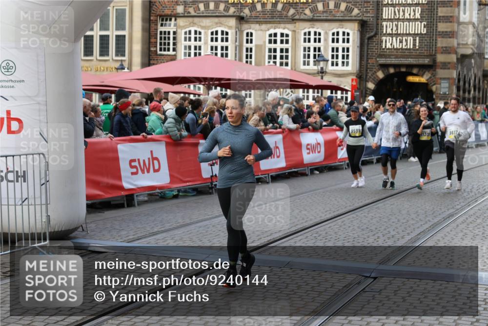 05.10.2025 - 20. swb-Marathon Bremen Yannick Fuchs http://msf.ph/oto/9240144 05.10.2025 11:08:13 Ziel 8123, 9557, 9599, 9617, 9874, 10125, 10365, 11309, 11490, 11677 meine-sportfotos.de