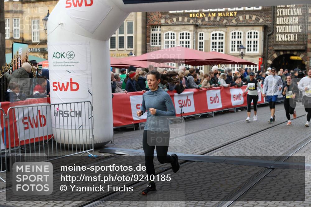 05.10.2025 - 20. swb-Marathon Bremen Yannick Fuchs http://msf.ph/oto/9240185 05.10.2025 11:08:13 Ziel 8123, 9557, 9599, 9617, 9874, 10125, 10365, 11309, 11490, 11677 meine-sportfotos.de
