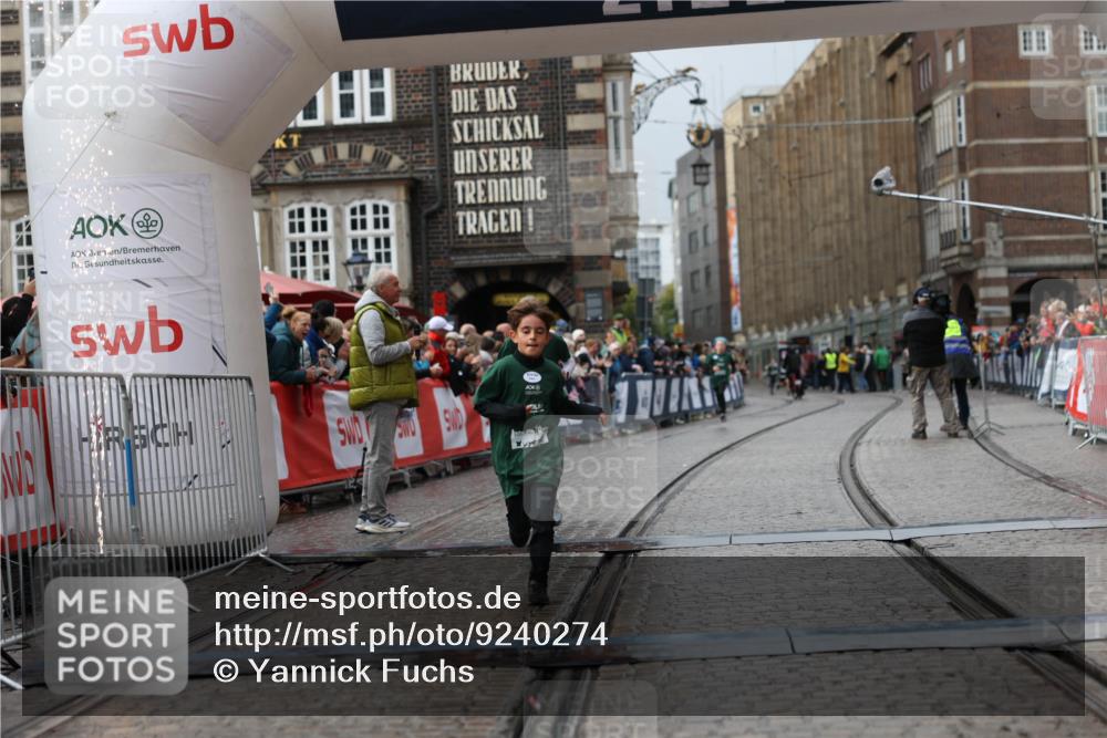 05.10.2025 - 20. swb-Marathon Bremen Yannick Fuchs http://msf.ph/oto/9240274 05.10.2025 15:19:13 Ziel  meine-sportfotos.de