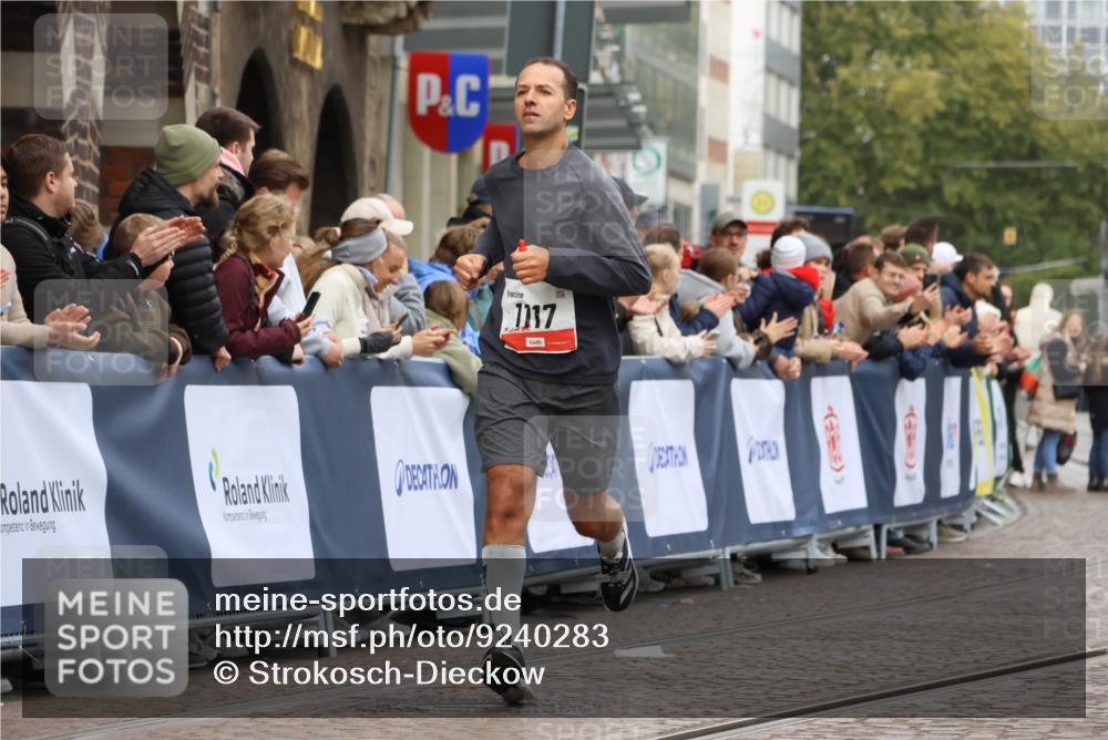 05.10.2025 - 20. swb-Marathon Bremen Strokosch-Dieckow http://msf.ph/oto/9240283 05.10.2025 12:42:35 Ziel 18, 1117 meine-sportfotos.de