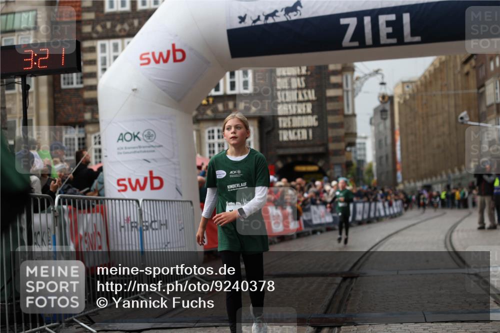 05.10.2025 - 20. swb-Marathon Bremen Yannick Fuchs http://msf.ph/oto/9240378 05.10.2025 15:19:17 Ziel  meine-sportfotos.de