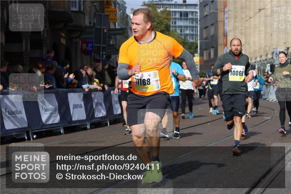 05.10.2025 - 20. swb-Marathon Bremen Strokosch-Dieckow http://msf.ph/oto/9240411 05.10.2025 10:57:02 Ziel 5172, 9231, 9314, 9451, 9797, 9937, 10069, 10867, 11168, 11435, 11566 meine-sportfotos.de