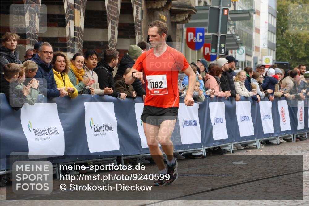 05.10.2025 - 20. swb-Marathon Bremen Strokosch-Dieckow http://msf.ph/oto/9240599 05.10.2025 12:42:47 Ziel 1162 meine-sportfotos.de