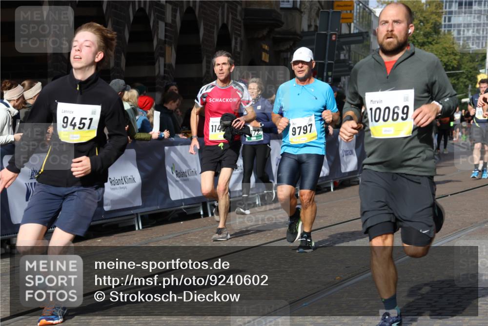 05.10.2025 - 20. swb-Marathon Bremen Strokosch-Dieckow http://msf.ph/oto/9240602 05.10.2025 10:57:04 Ziel 5172, 9231, 9314, 9451, 9577, 9797, 9937, 10069, 10545, 10917, 11138, 11202, 11434, 11435, 11566, 11686 meine-sportfotos.de