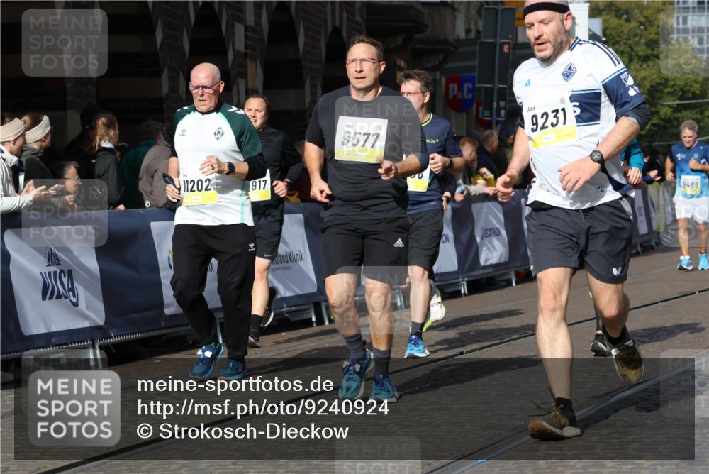05.10.2025 - 20. swb-Marathon Bremen Strokosch-Dieckow http://msf.ph/oto/9240924 05.10.2025 10:57:09 Ziel 5172, 9231, 9314, 9489, 9577, 10293, 10545, 10917, 11138, 11202, 11434, 11566, 11596, 11686 meine-sportfotos.de