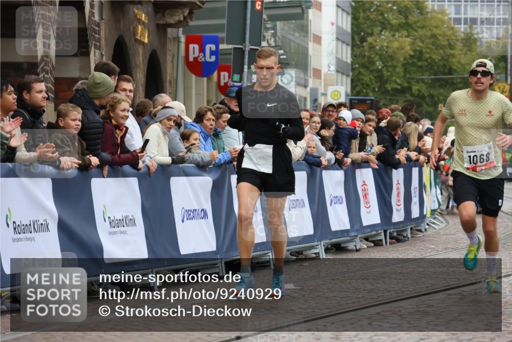 05.10.2025 - 20. swb-Marathon Bremen Strokosch-Dieckow http://msf.ph/oto/9240929 05.10.2025 12:43:11 Ziel 1068, 1459 meine-sportfotos.de