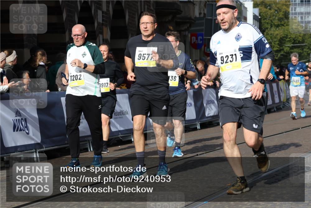 05.10.2025 - 20. swb-Marathon Bremen Strokosch-Dieckow http://msf.ph/oto/9240953 05.10.2025 10:57:09 Ziel 5172, 9231, 9314, 9489, 9577, 10293, 10545, 10917, 11138, 11202, 11434, 11566, 11596, 11686 meine-sportfotos.de