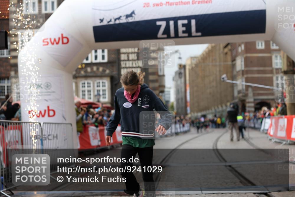 05.10.2025 - 20. swb-Marathon Bremen Yannick Fuchs http://msf.ph/oto/9241029 05.10.2025 15:19:40 Ziel  meine-sportfotos.de