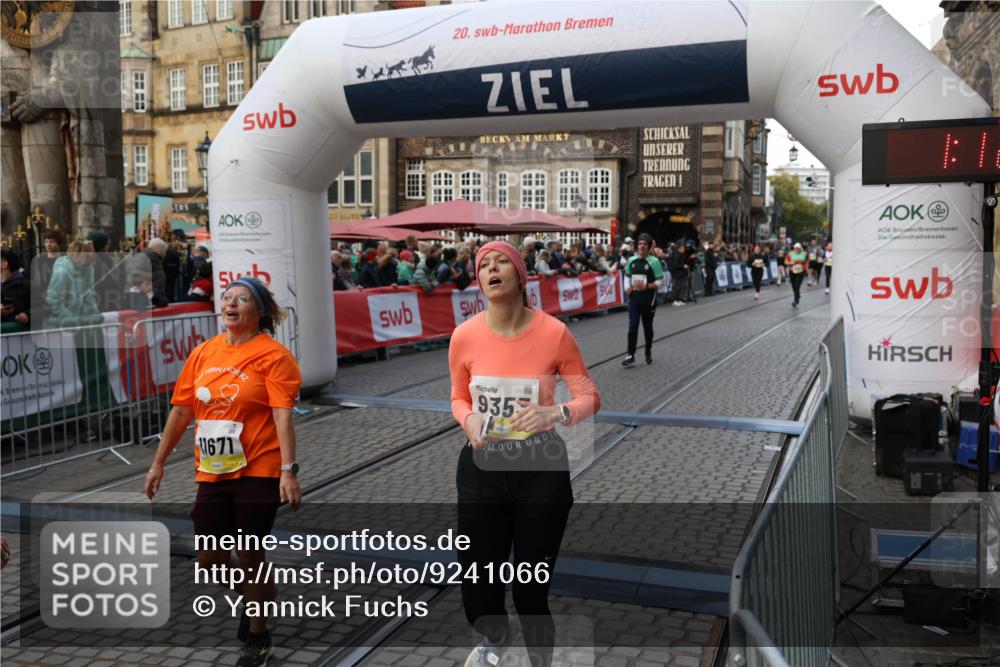 05.10.2025 - 20. swb-Marathon Bremen Yannick Fuchs http://msf.ph/oto/9241066 05.10.2025 11:08:30 Ziel 9186, 9353, 9401, 9519, 10132, 11097, 11671 meine-sportfotos.de