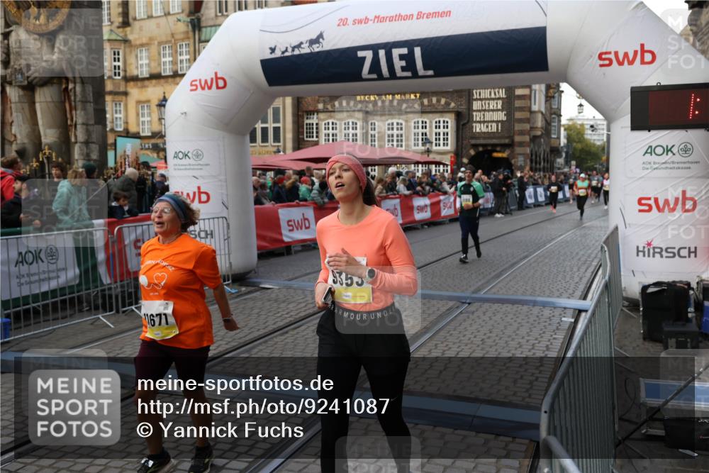 05.10.2025 - 20. swb-Marathon Bremen Yannick Fuchs http://msf.ph/oto/9241087 05.10.2025 11:08:30 Ziel 9186, 9353, 9401, 9519, 10132, 11097, 11671 meine-sportfotos.de