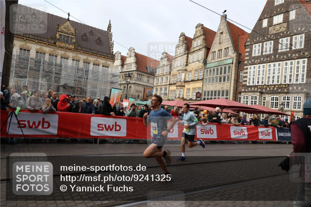 05.10.2025 - 20. swb-Marathon Bremen Yannick Fuchs http://msf.ph/oto/9241325 05.10.2025 10:40:50 Ziel 10161, 10229 meine-sportfotos.de
