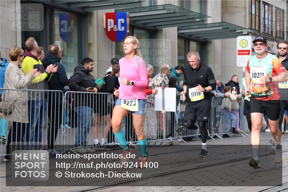 05.10.2025 - 20. swb-Marathon Bremen Strokosch-Dieckow http://msf.ph/oto/9241400 05.10.2025 10:48:07 Ziel 8787, 9223, 9293, 9298, 9385, 9404, 9406, 9437, 9478, 9641, 9665, 9704, 9706, 9810, 9958, 10109, 10131, 10177, 10211, 10303, 10685, 10931, 11005, 11096, 11119, 11292, 11357, 11505, 11561, 11637, 8787, 9223, 9293, 9298, 9385, 9404, 9406, 9437, 9478, 9641, 9665, 9704, 9706, 9810, 9958, 10109, 10131, 10177, 10211, 10303, 10685, 10931, 11005, 11096, 11119, 11292, 11357, 11505, 11561, 11637 meine-sportfotos.de