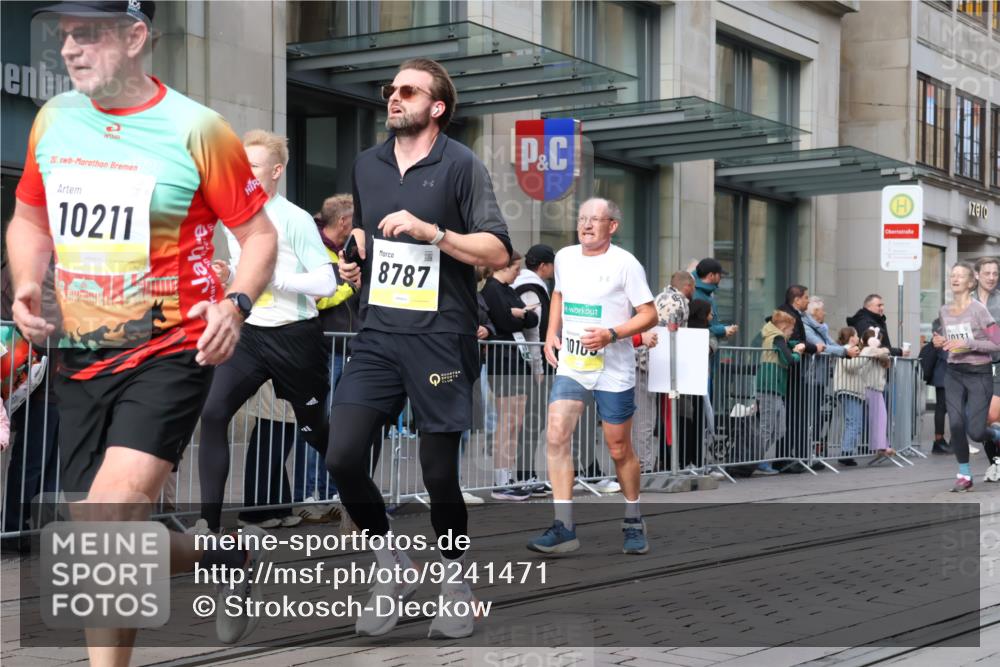 05.10.2025 - 20. swb-Marathon Bremen Strokosch-Dieckow http://msf.ph/oto/9241471 05.10.2025 10:48:09 Ziel 8787, 9223, 9293, 9298, 9385, 9404, 9406, 9437, 9478, 9641, 9665, 9704, 9810, 9958, 10109, 10131, 10177, 10211, 10303, 10685, 10931, 11005, 11096, 11119, 11292, 11357, 11505, 11561, 11637, 8787, 9223, 9293, 9298, 9385, 9404, 9406, 9437, 9478, 9641, 9665, 9704, 9810, 9958, 10109, 10131, 10177, 10211, 10303, 10685, 10931, 11005, 11096, 11119, 11292, 11357, 11505, 11561, 11637 meine-sportfotos.de