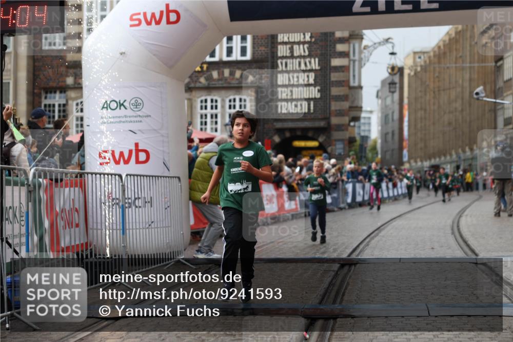 05.10.2025 - 20. swb-Marathon Bremen Yannick Fuchs http://msf.ph/oto/9241593 05.10.2025 15:20:00 Ziel  meine-sportfotos.de