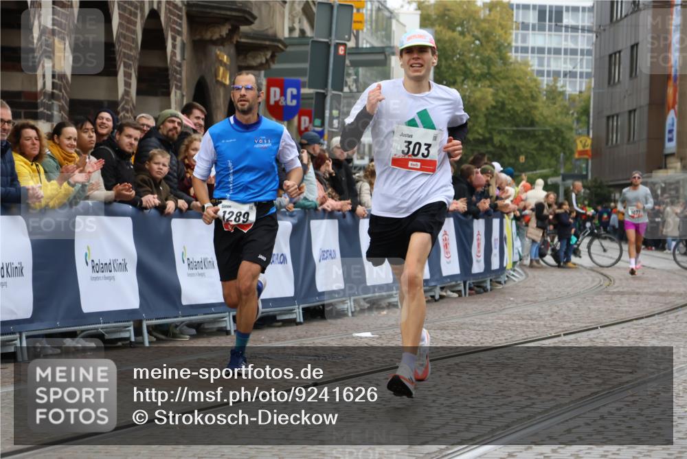 05.10.2025 - 20. swb-Marathon Bremen Strokosch-Dieckow http://msf.ph/oto/9241626 05.10.2025 12:43:32 Ziel 303, 923, 1077, 1289 meine-sportfotos.de