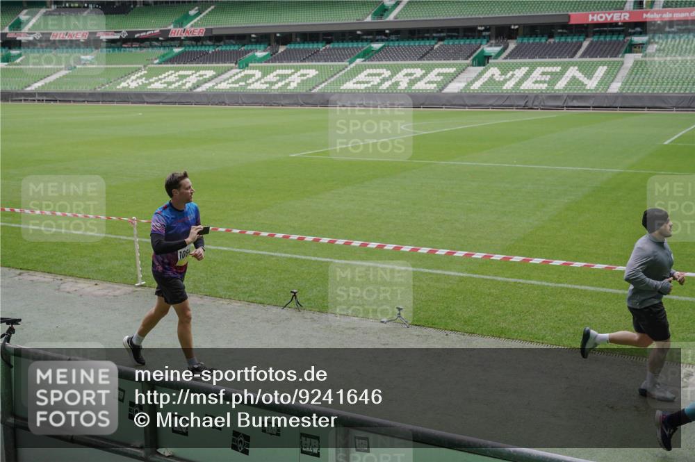 05.10.2025 - 20. swb-Marathon Bremen Michael Burmester http://msf.ph/oto/9241646 05.10.2025 10:35:11 Laufen im Stadion 7147, 7163, 9183, 9188, 9201, 9219, 9292, 9350, 9430, 9495, 9508, 9540, 9550, 9576, 9582, 9601, 9612, 9622, 9625, 9666, 9669, 9672, 9719, 9720, 9722, 9766, 9790, 9797, 9844, 9847, 9886, 9925, 9952, 9968, 9981, 10049, 10055, 10080, 10088, 10105, 10145, 10169, 10179, 10200, 10225, 10260, 10263, 10281, 10329, 10341, 10368, 10377, 10395, 10397, 10527, 10555, 10644, 10645, 10653, 10694, 10834, 10845, 10950, 10988, 7101, 7215, 9372, 9472, 9547, 9585, 9783, 9820 meine-sportfotos.de