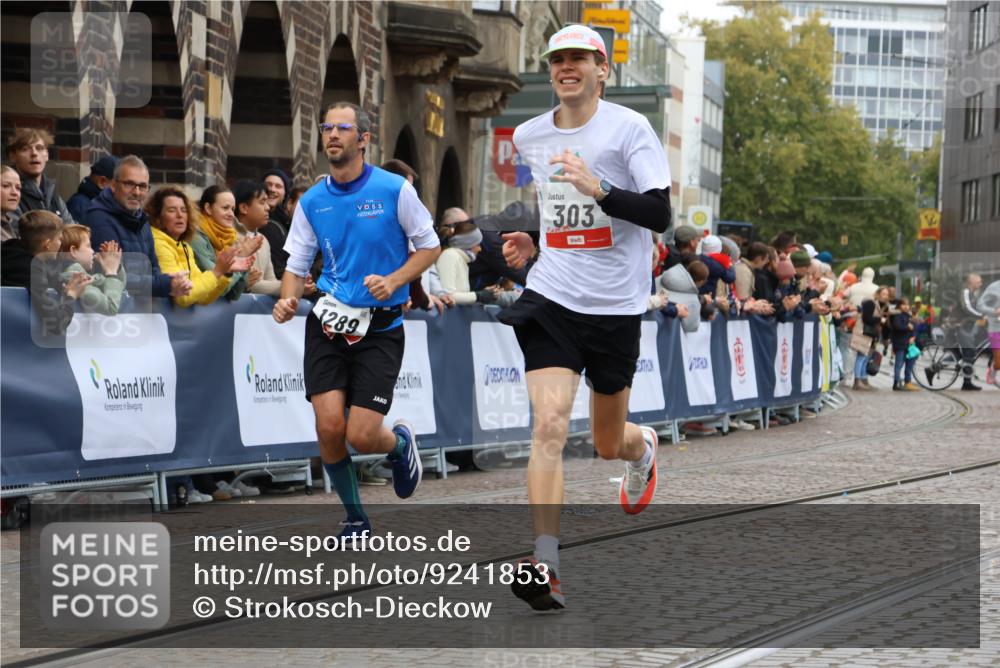 05.10.2025 - 20. swb-Marathon Bremen Strokosch-Dieckow http://msf.ph/oto/9241853 05.10.2025 12:43:32 Ziel 303, 923, 1077, 1289 meine-sportfotos.de