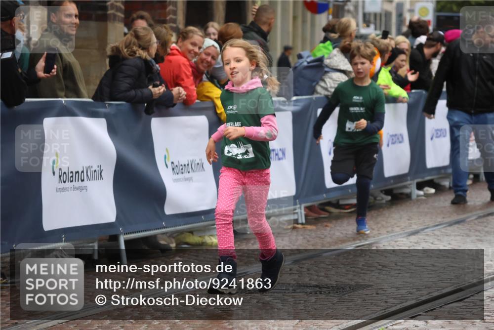 05.10.2025 - 20. swb-Marathon Bremen Strokosch-Dieckow http://msf.ph/oto/9241863 05.10.2025 15:22:32 Ziel 1544 meine-sportfotos.de