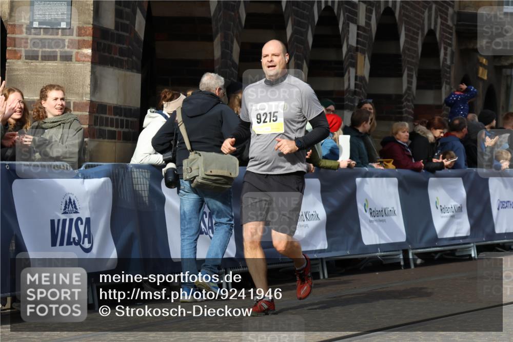 05.10.2025 - 20. swb-Marathon Bremen Strokosch-Dieckow http://msf.ph/oto/9241946 05.10.2025 10:57:28 Ziel 9000, 9215, 9625, 9747, 9904, 9914, 9962, 10139, 10645, 10739, 10950, 11360, 11606 meine-sportfotos.de