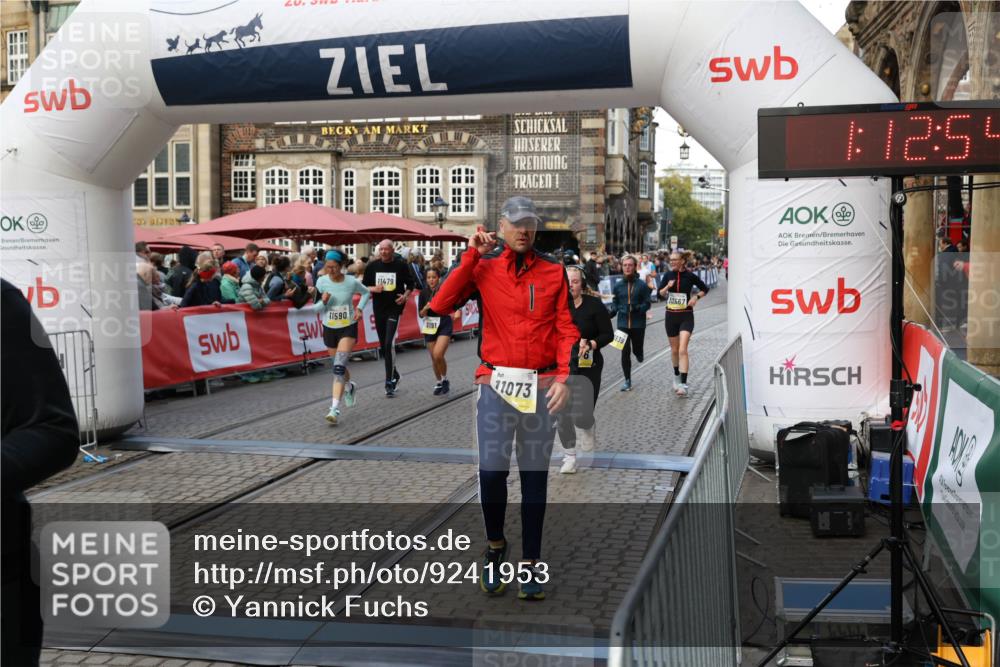 05.10.2025 - 20. swb-Marathon Bremen Yannick Fuchs http://msf.ph/oto/9241953 05.10.2025 11:08:50 Ziel 7069, 7706, 9191, 9274, 9276, 9589, 10212, 10567, 10939, 10998, 11028, 11073, 11076, 11242, 11479, 11590 meine-sportfotos.de