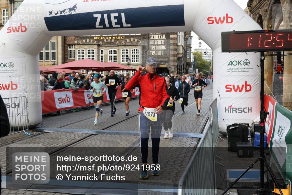 05.10.2025 - 20. swb-Marathon Bremen Yannick Fuchs http://msf.ph/oto/9241958 05.10.2025 11:08:50 Ziel 7069, 7706, 9191, 9274, 9276, 9589, 10212, 10567, 10939, 10998, 11028, 11073, 11076, 11242, 11479, 11590 meine-sportfotos.de