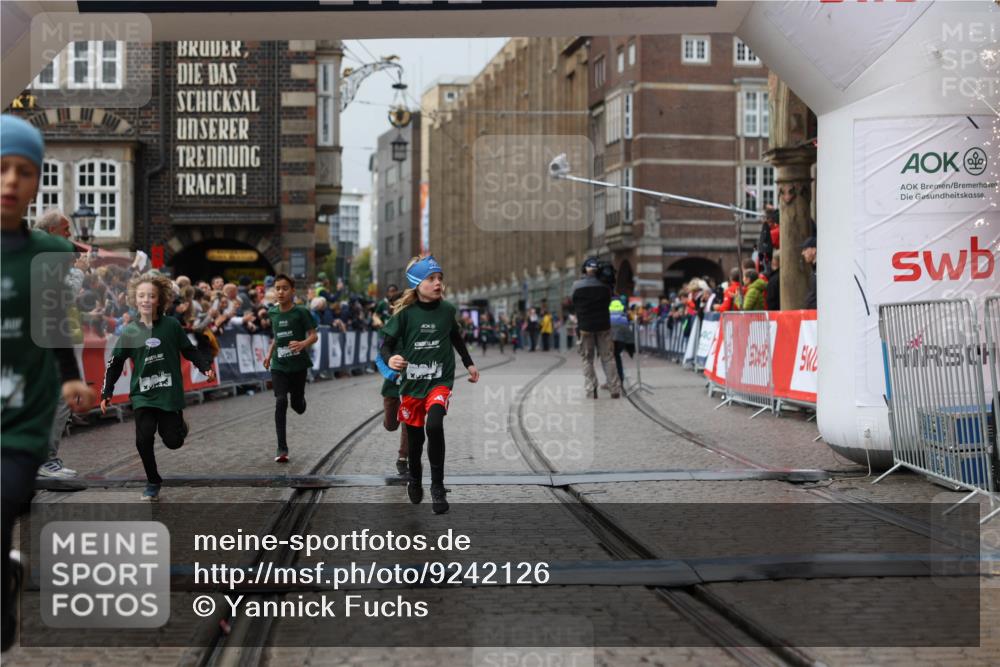 05.10.2025 - 20. swb-Marathon Bremen Yannick Fuchs http://msf.ph/oto/9242126 05.10.2025 15:20:11 Ziel  meine-sportfotos.de