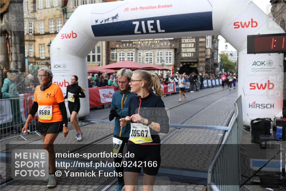 05.10.2025 - 20. swb-Marathon Bremen Yannick Fuchs http://msf.ph/oto/9242166 05.10.2025 11:08:55 Ziel 7706, 9191, 9274, 9276, 9589, 9853, 10051, 10567, 10939, 11073, 11479, 11590 meine-sportfotos.de