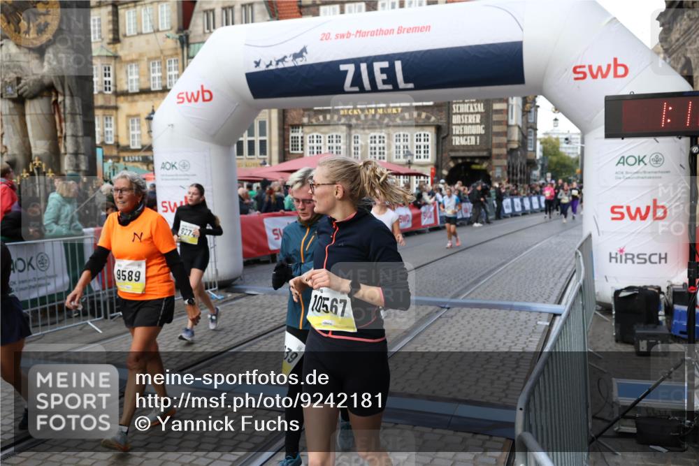 05.10.2025 - 20. swb-Marathon Bremen Yannick Fuchs http://msf.ph/oto/9242181 05.10.2025 11:08:55 Ziel 7706, 9191, 9274, 9276, 9589, 9853, 10051, 10567, 10939, 11073, 11479, 11590 meine-sportfotos.de