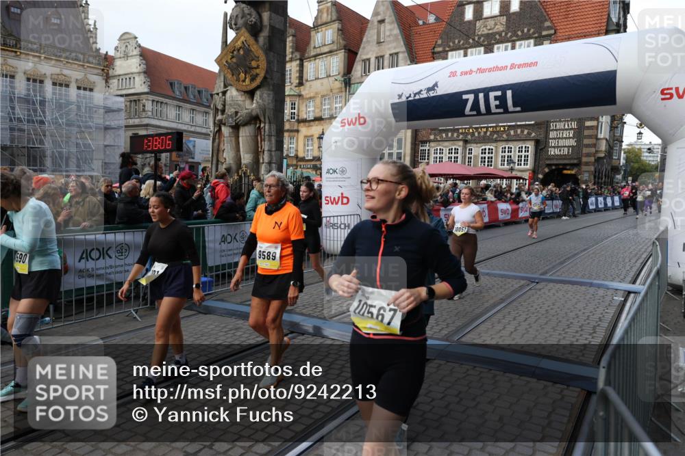 05.10.2025 - 20. swb-Marathon Bremen Yannick Fuchs http://msf.ph/oto/9242213 05.10.2025 11:08:55 Ziel 7706, 9191, 9274, 9276, 9589, 9853, 10051, 10567, 10939, 11073, 11479, 11590 meine-sportfotos.de