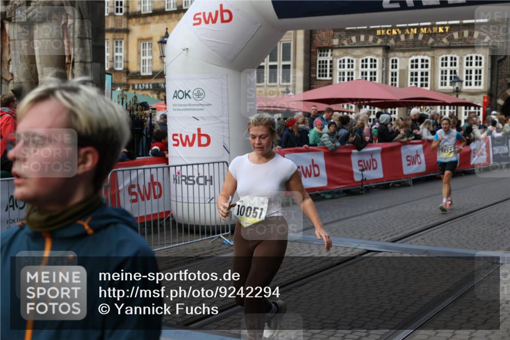 05.10.2025 - 20. swb-Marathon Bremen Yannick Fuchs http://msf.ph/oto/9242294 05.10.2025 11:08:56 Ziel 9191, 9274, 9276, 9589, 9721, 9853, 10051, 10567, 10939, 11479, 11590 meine-sportfotos.de