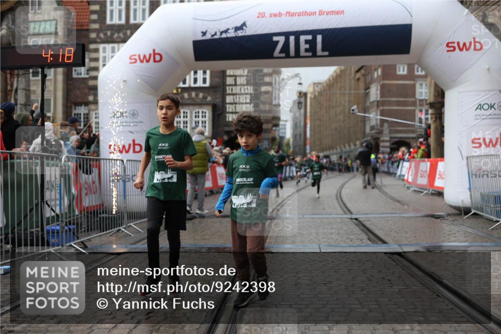 05.10.2025 - 20. swb-Marathon Bremen Yannick Fuchs http://msf.ph/oto/9242398 05.10.2025 15:20:14 Ziel  meine-sportfotos.de