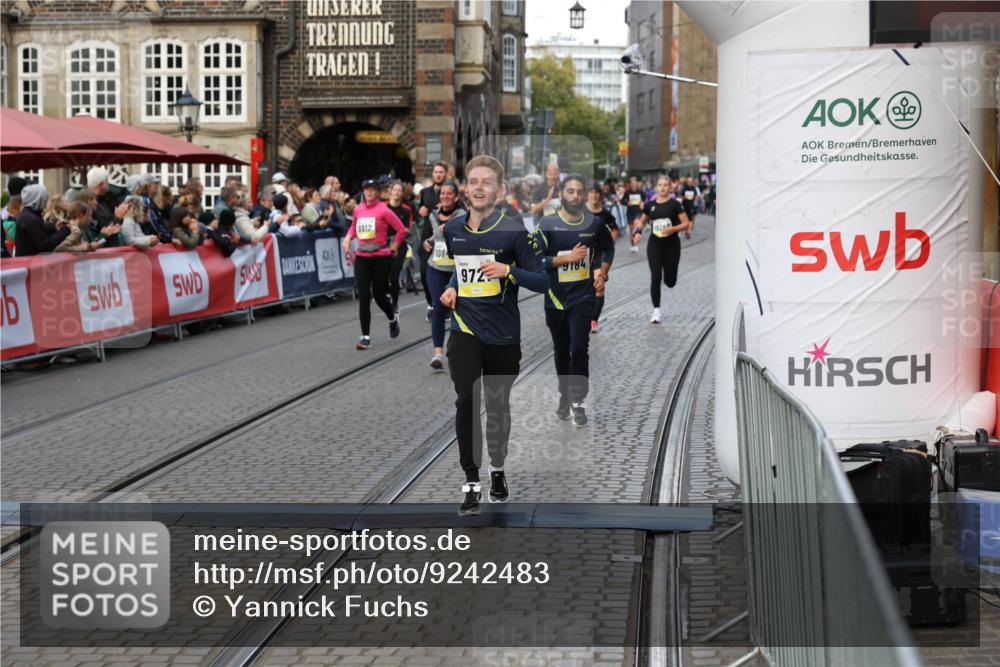 05.10.2025 - 20. swb-Marathon Bremen Yannick Fuchs http://msf.ph/oto/9242483 05.10.2025 11:09:00 Ziel 9184, 9274, 9721, 9853, 9912, 10051, 10248, 10714, 10840 meine-sportfotos.de