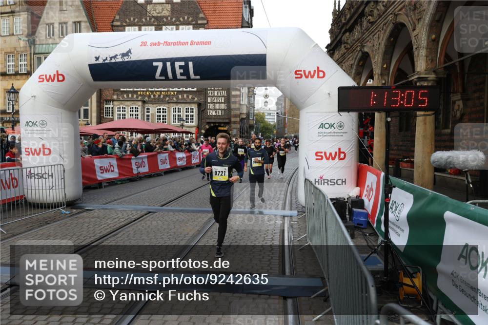 05.10.2025 - 20. swb-Marathon Bremen Yannick Fuchs http://msf.ph/oto/9242635 05.10.2025 11:09:01 Ziel 9184, 9466, 9721, 9774, 9853, 9912, 10031, 10051, 10248, 10714, 10840 meine-sportfotos.de