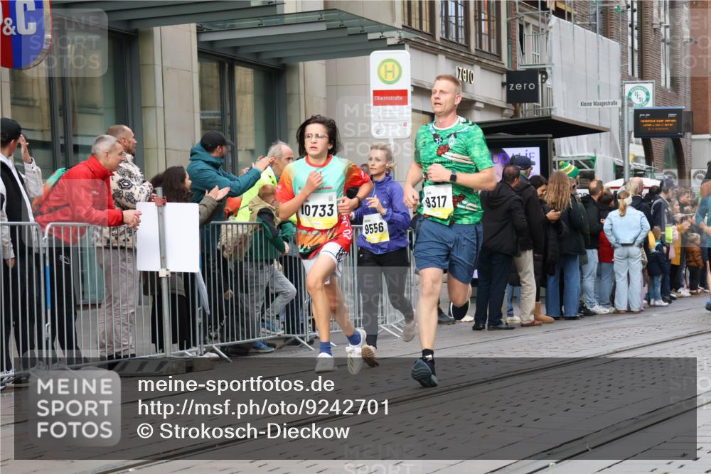 05.10.2025 - 20. swb-Marathon Bremen Strokosch-Dieckow http://msf.ph/oto/9242701 05.10.2025 10:48:54 Ziel 7202, 9014, 9206, 9216, 9317, 9333, 9435, 9457, 9555, 9556, 9708, 10016, 10118, 10221, 10449, 10519, 10673, 10715, 10733, 10735, 11057, 11319, 11598, 11672, 11673, 11695, 7202, 9014, 9206, 9216, 9317, 9333, 9435, 9457, 9555, 9556, 9708, 10016, 10118, 10221, 10449, 10519, 10673, 10715, 10733, 10735, 11057, 11319, 11598, 11672, 11673, 11695 meine-sportfotos.de