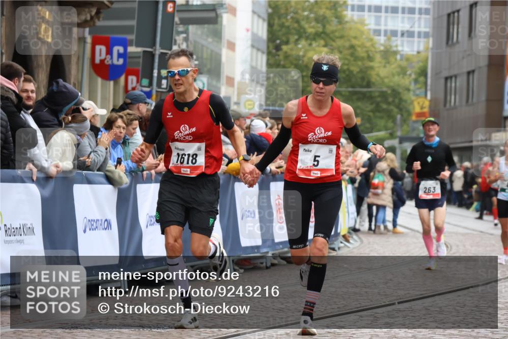 05.10.2025 - 20. swb-Marathon Bremen Strokosch-Dieckow http://msf.ph/oto/9243216 05.10.2025 12:44:27 Ziel 5, 8, 263, 1618, 1687, 2175, 9110 meine-sportfotos.de