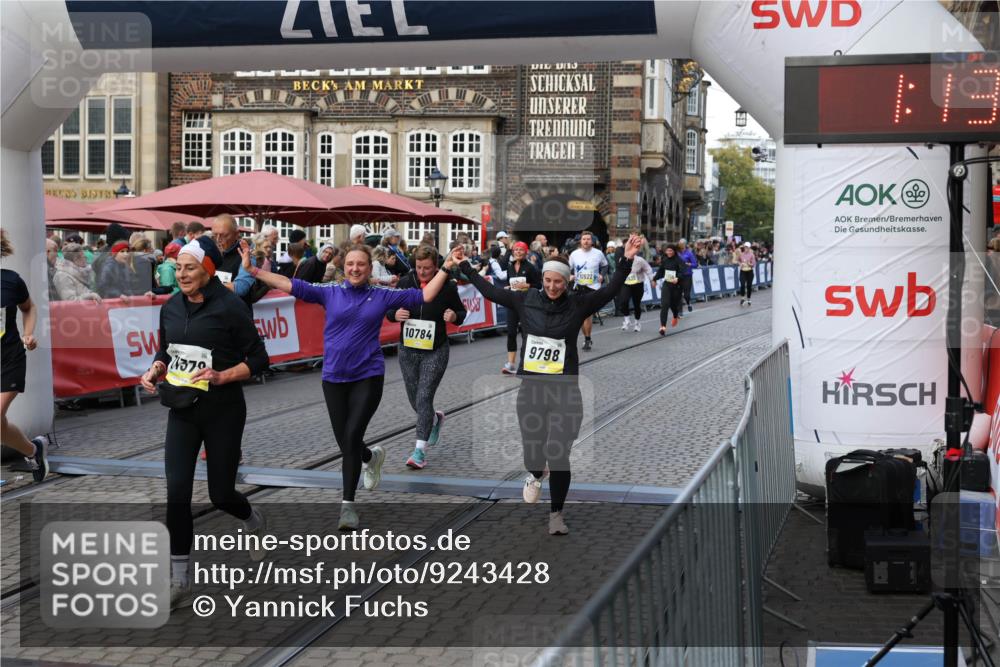 05.10.2025 - 20. swb-Marathon Bremen Yannick Fuchs http://msf.ph/oto/9243428 05.10.2025 11:09:18 Ziel 9632, 9798, 9815, 10315, 10784, 11379, 11437, 11674 meine-sportfotos.de