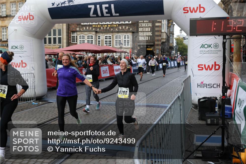 05.10.2025 - 20. swb-Marathon Bremen Yannick Fuchs http://msf.ph/oto/9243499 05.10.2025 11:09:19 Ziel 9632, 9798, 9815, 10315, 10784, 11379, 11437, 11674 meine-sportfotos.de