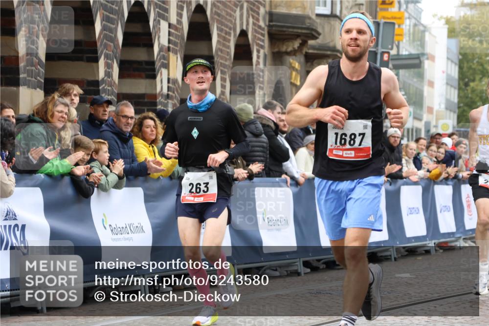 05.10.2025 - 20. swb-Marathon Bremen Strokosch-Dieckow http://msf.ph/oto/9243580 05.10.2025 12:44:32 Ziel 6, 8, 263, 1618, 1687, 2175, 9110 meine-sportfotos.de