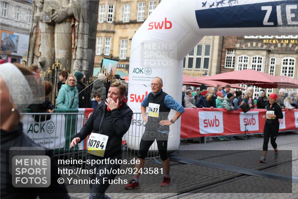 05.10.2025 - 20. swb-Marathon Bremen Yannick Fuchs http://msf.ph/oto/9243581 05.10.2025 11:09:21 Ziel 9798, 9815, 10315, 10522, 10784, 11056, 11379, 11437, 11530, 11674 meine-sportfotos.de