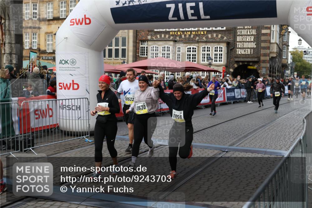 05.10.2025 - 20. swb-Marathon Bremen Yannick Fuchs http://msf.ph/oto/9243703 05.10.2025 11:09:24 Ziel 9798, 9815, 10295, 10315, 10522, 10784, 11056, 11379, 11437, 11530, 11674 meine-sportfotos.de