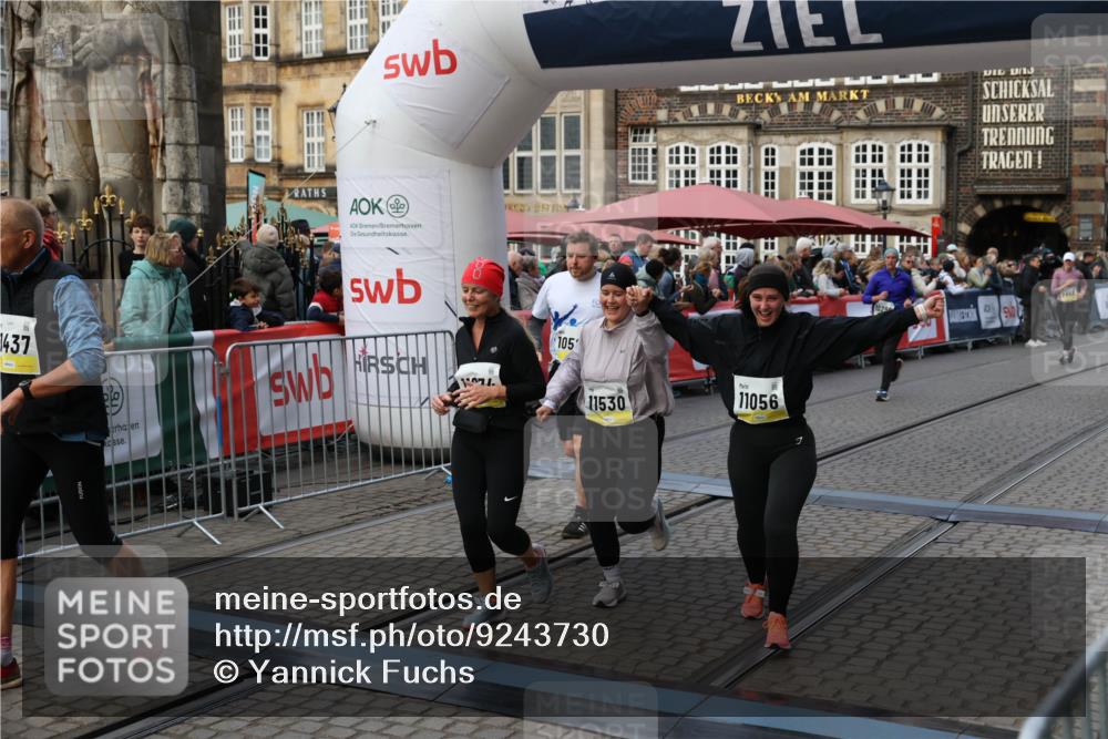 05.10.2025 - 20. swb-Marathon Bremen Yannick Fuchs http://msf.ph/oto/9243730 05.10.2025 11:09:24 Ziel 9798, 9815, 10295, 10315, 10522, 10784, 11056, 11379, 11437, 11530, 11674 meine-sportfotos.de