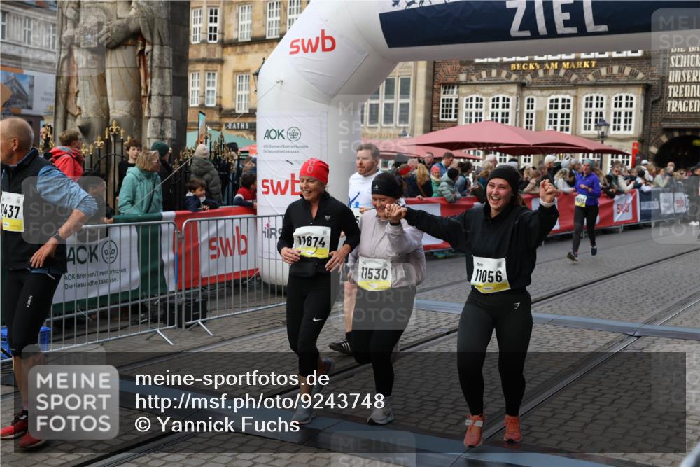 05.10.2025 - 20. swb-Marathon Bremen Yannick Fuchs http://msf.ph/oto/9243748 05.10.2025 11:09:24 Ziel 9798, 9815, 10295, 10315, 10522, 10784, 11056, 11379, 11437, 11530, 11674 meine-sportfotos.de