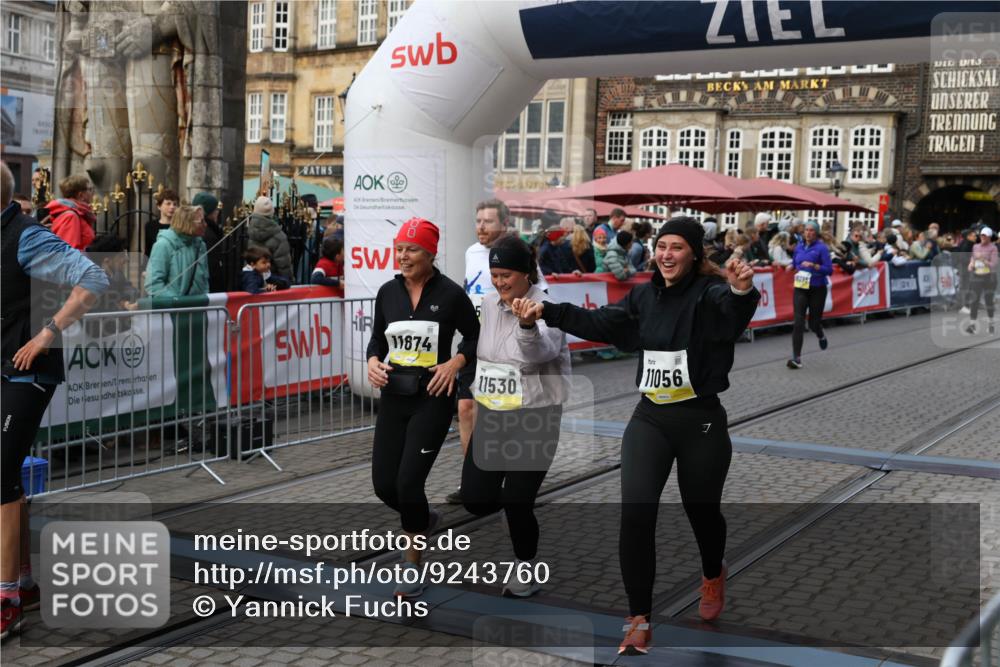 05.10.2025 - 20. swb-Marathon Bremen Yannick Fuchs http://msf.ph/oto/9243760 05.10.2025 11:09:24 Ziel 9798, 9815, 10295, 10315, 10522, 10784, 11056, 11379, 11437, 11530, 11674 meine-sportfotos.de