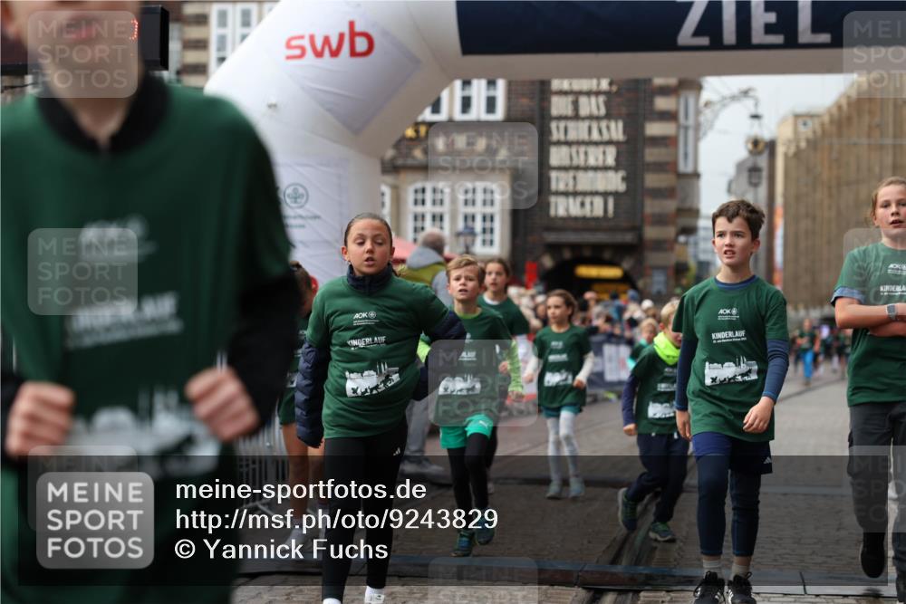 05.10.2025 - 20. swb-Marathon Bremen Yannick Fuchs http://msf.ph/oto/9243829 05.10.2025 15:20:38 Ziel  meine-sportfotos.de