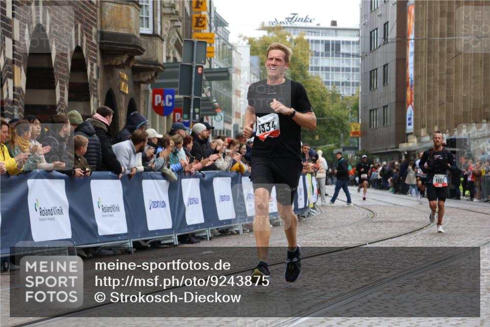 05.10.2025 - 20. swb-Marathon Bremen Strokosch-Dieckow http://msf.ph/oto/9243875 05.10.2025 12:45:12 Ziel 1155, 1334 meine-sportfotos.de