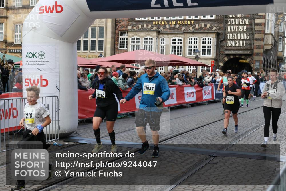 05.10.2025 - 20. swb-Marathon Bremen Yannick Fuchs http://msf.ph/oto/9244047 05.10.2025 11:09:33 Ziel 9002, 9493, 9649, 9848, 9892, 9945, 10214, 10295, 11037, 11218 meine-sportfotos.de